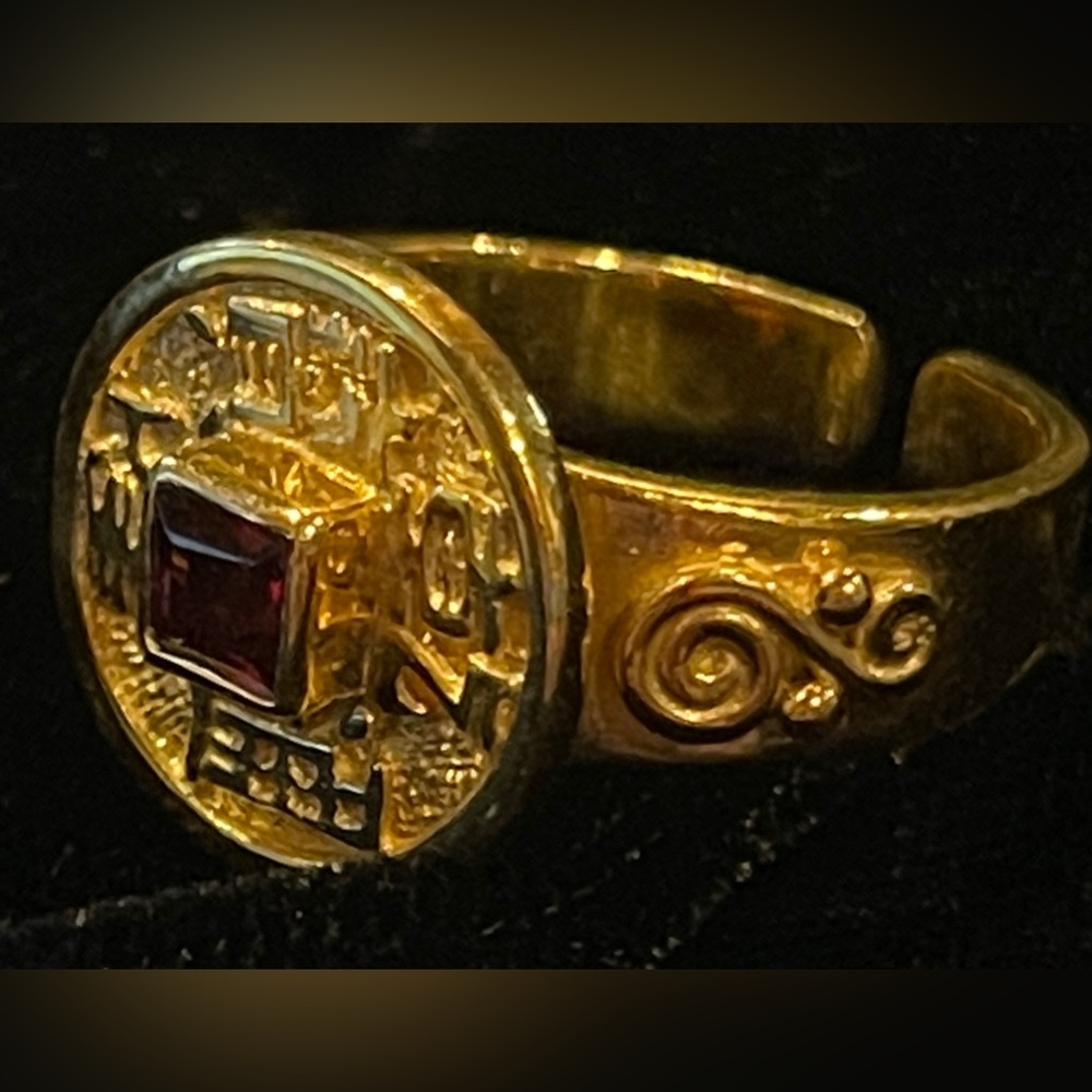 Vintage Sajen, 925 Silver, Gold-Plated, Chinese Coin, Garnet, Vermeil Ring